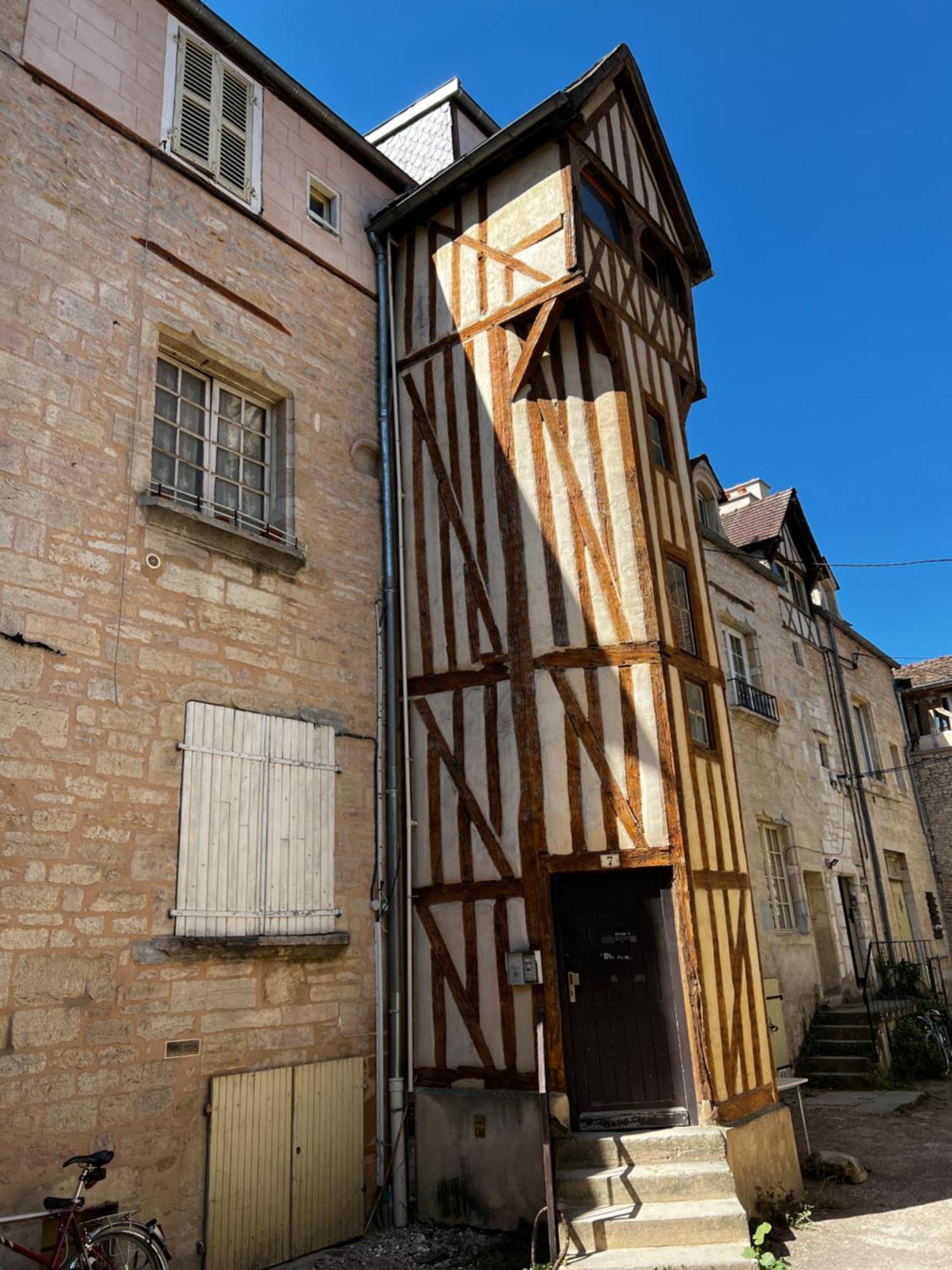 Le Comte - Heart Of Dijon Lägenhet Exteriör bild